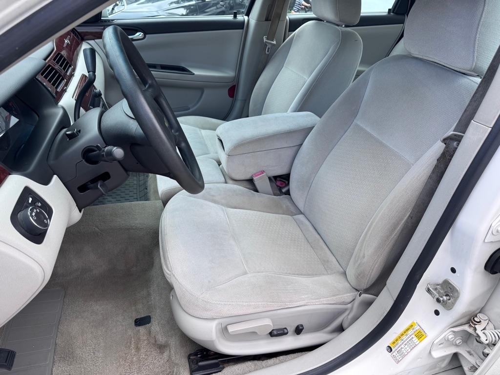 Chevrolet Impala LS 2006