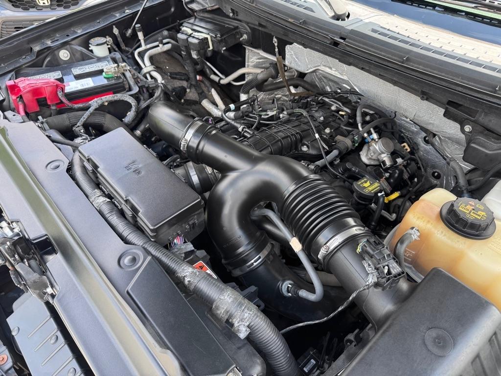 Ford F-150 Lariat SuperCrew 5.5-ft. Bed 4WD 2013