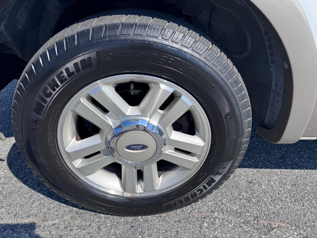 Ford F-150 Lariat SuperCrew 2WD 2004