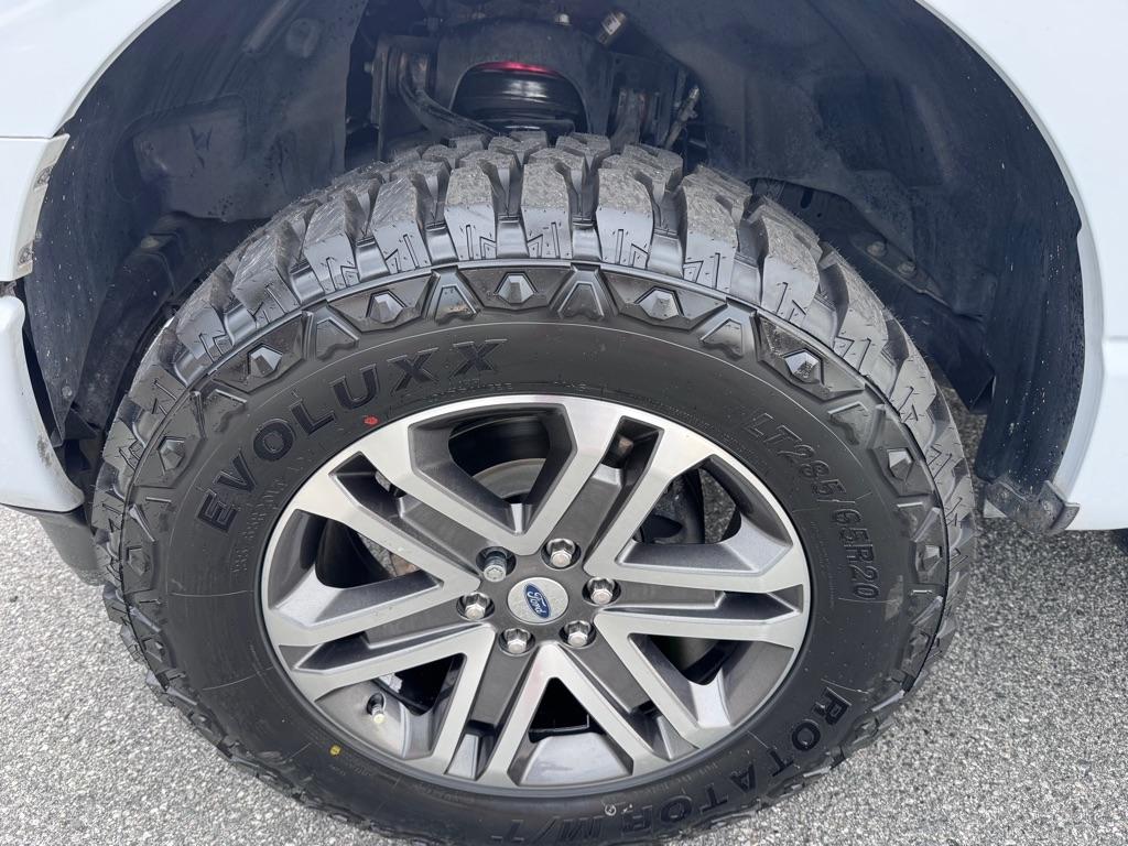 Ford F-150  2021