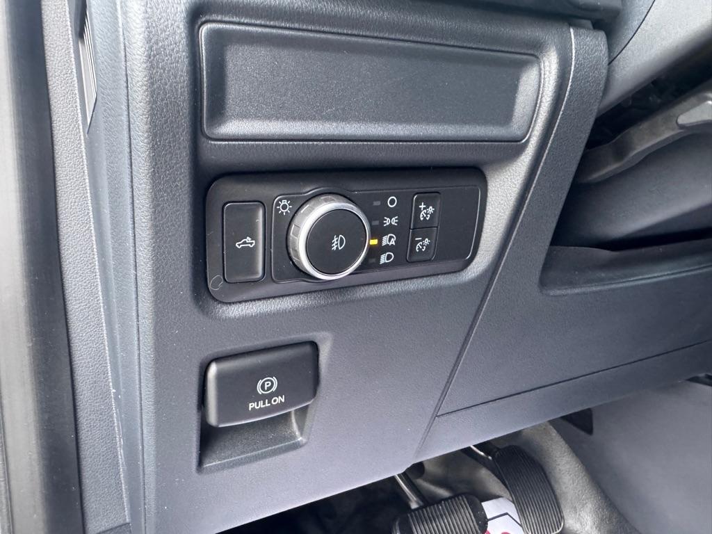 Ford F-150  2021