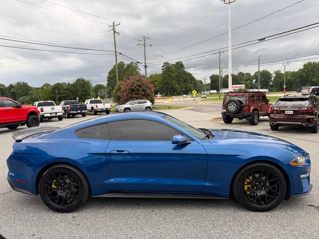 Ford Mustang EcoBoost Coupe 2018
