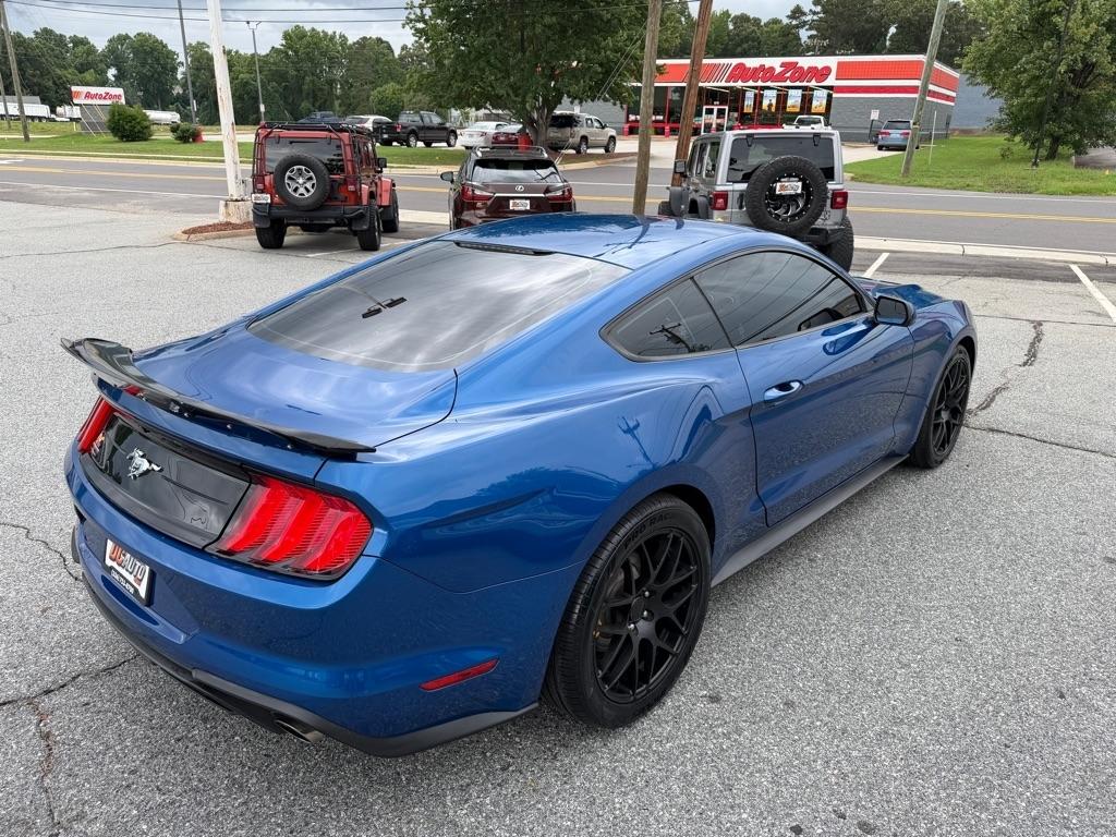 Ford Mustang EcoBoost Coupe 2018