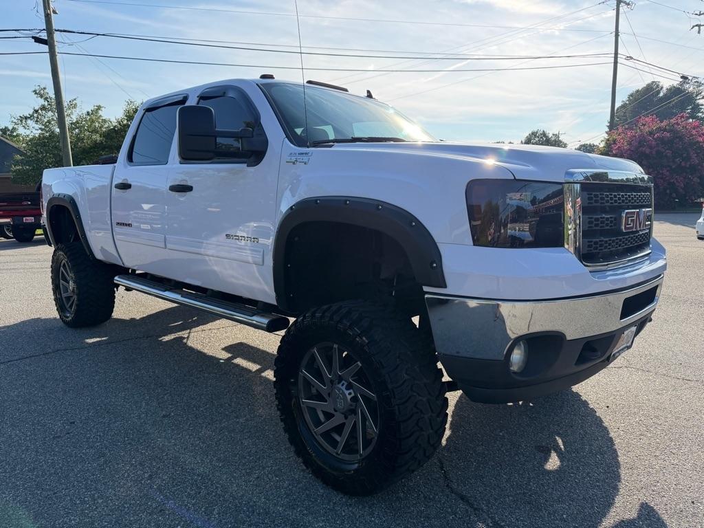 GMC Sierra 2500HD SLE Crew Cab 4WD 2011