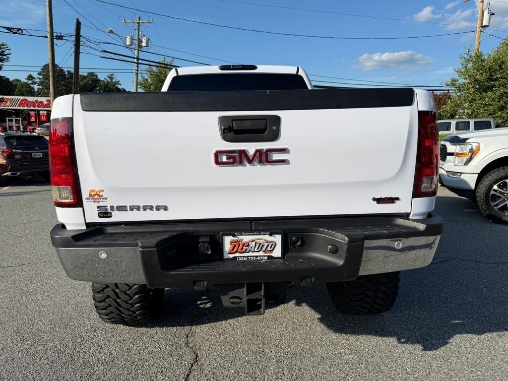GMC Sierra 2500HD SLE Crew Cab 4WD 2011