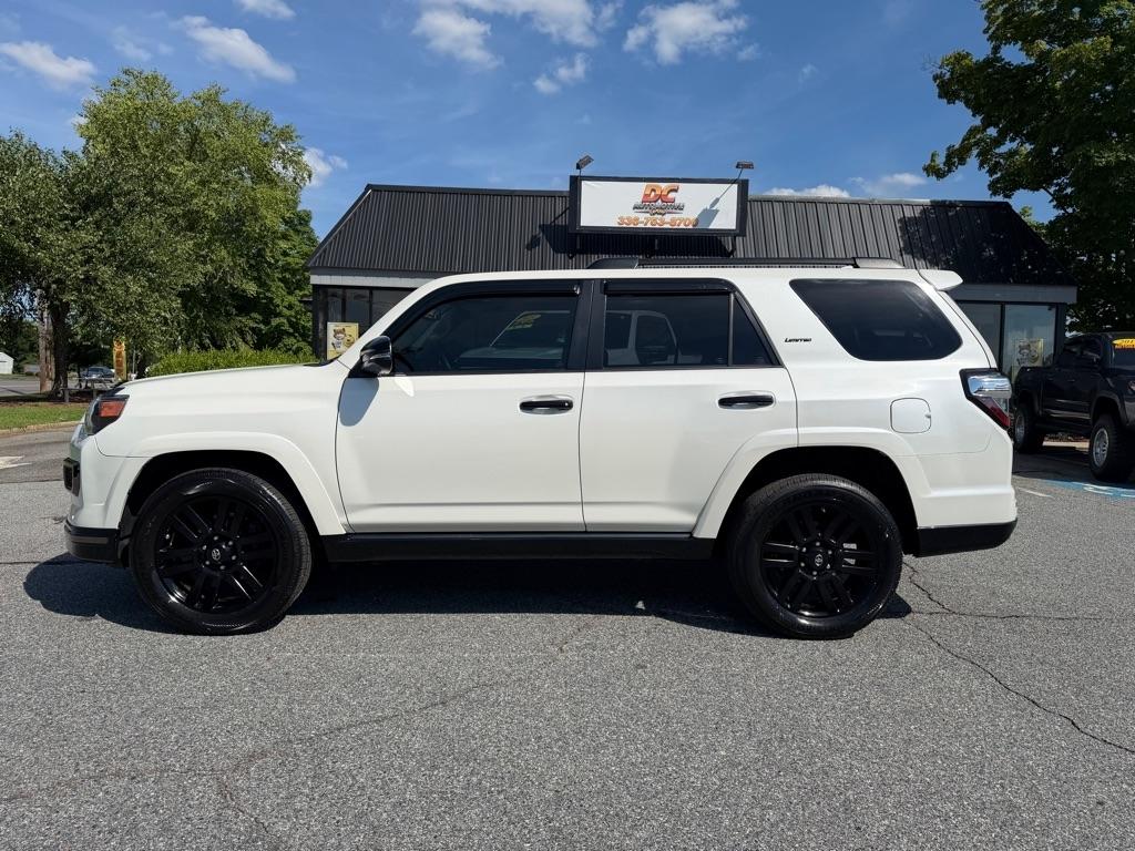 Toyota 4Runner Limited Nightshade Edition 4WD 2019