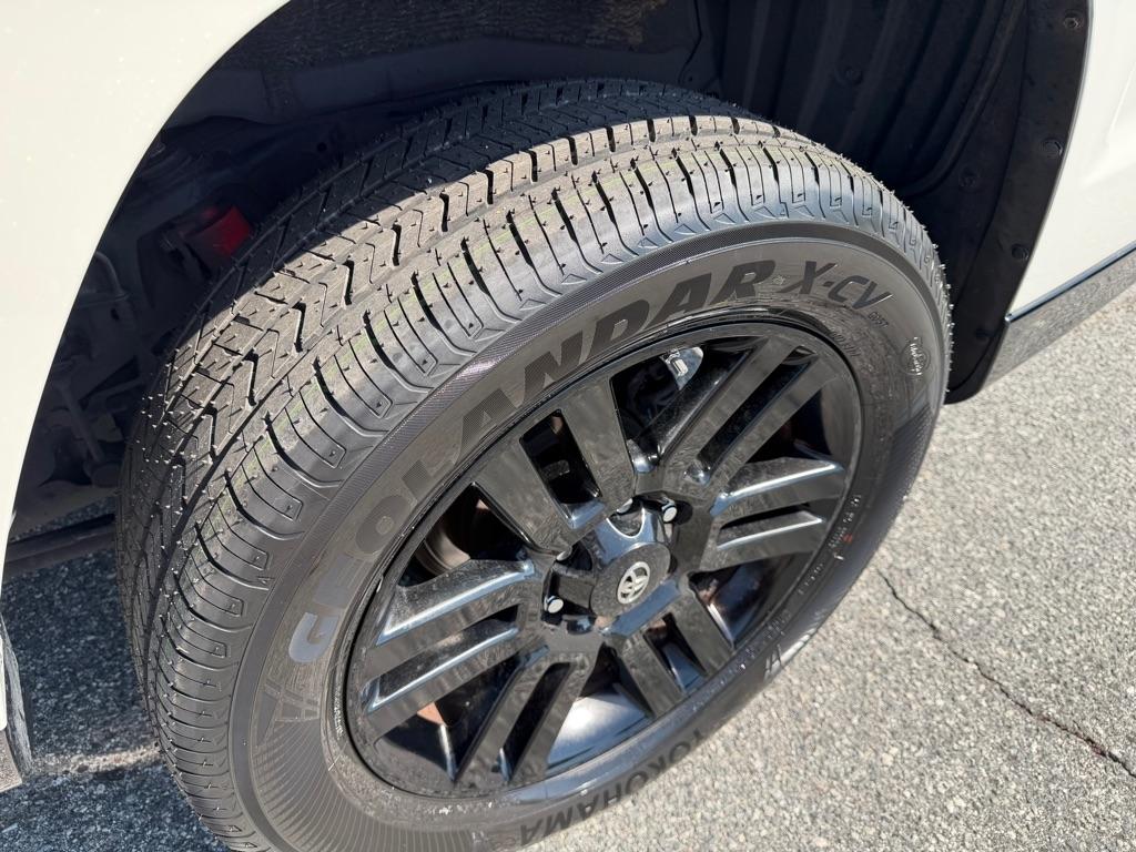 Toyota 4Runner Limited Nightshade Edition 4WD 2019