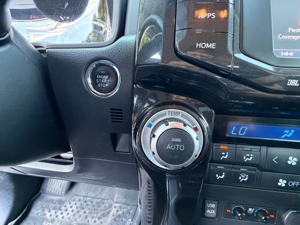 Toyota 4Runner Limited Nightshade Edition 4WD 2019