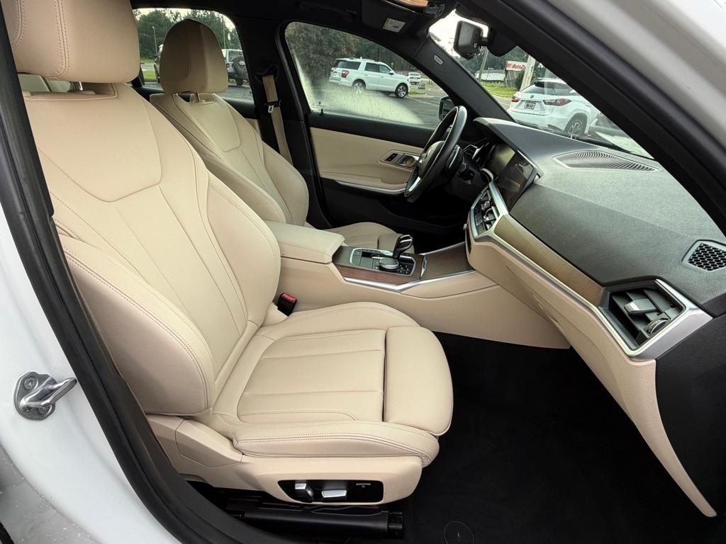 BMW 3-Series 330i 2019