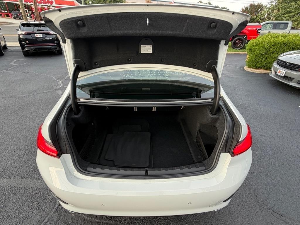 BMW 3-Series 330i 2019