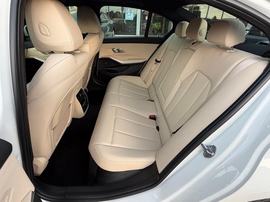 BMW 3-Series 330i 2019