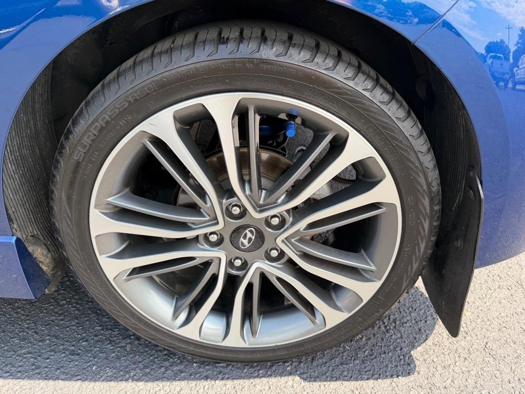 Hyundai Veloster Turbo DCT 2016