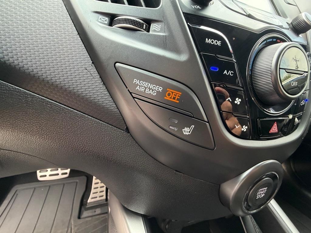 Hyundai Veloster Turbo DCT 2016
