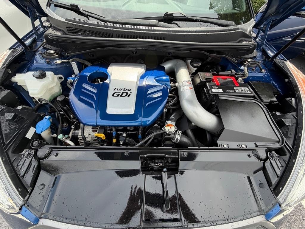 Hyundai Veloster Turbo DCT 2016