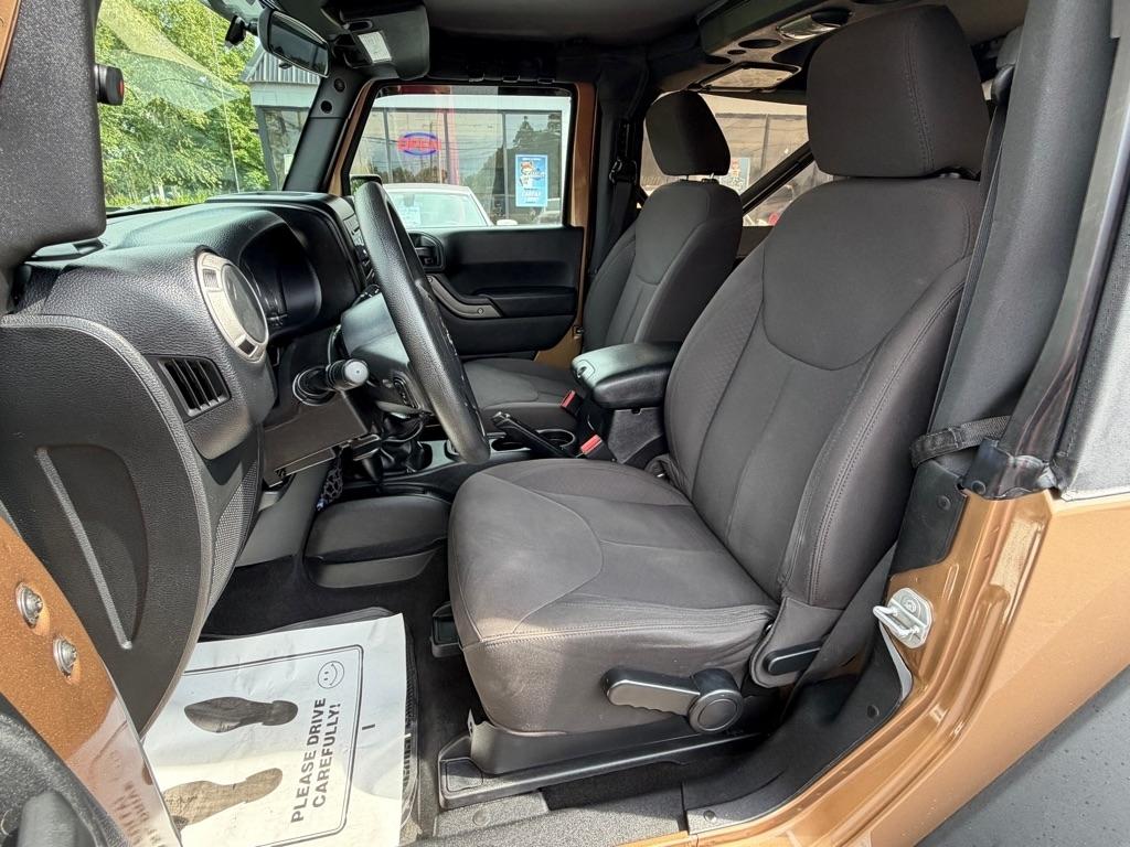 Jeep Wrangler Sport 4WD 2015