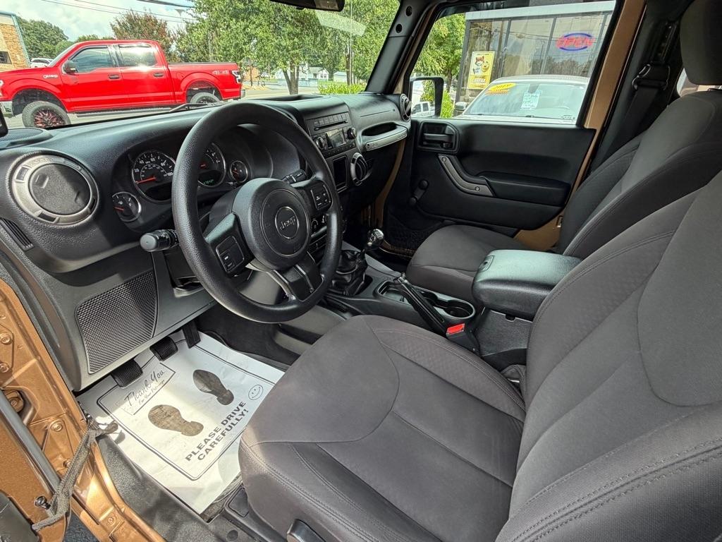 Jeep Wrangler Sport 4WD 2015