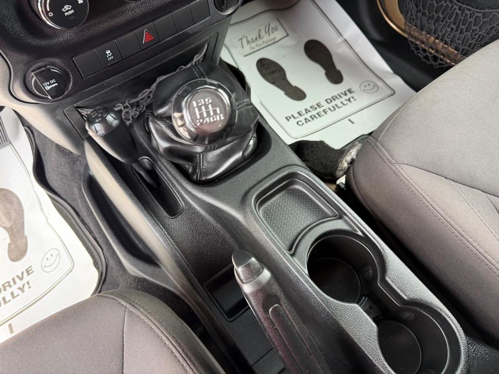 Jeep Wrangler Sport 4WD 2015