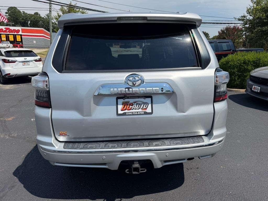 Toyota 4Runner Limited 4WD V6 2016