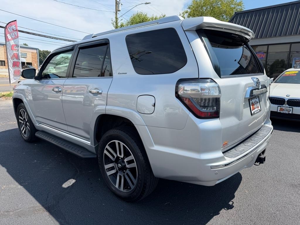 Toyota 4Runner Limited 4WD V6 2016