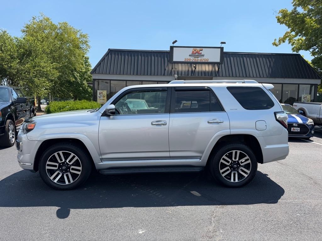Toyota 4Runner Limited 4WD V6 2016