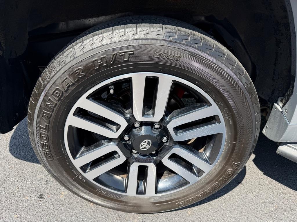 Toyota 4Runner Limited 4WD V6 2016