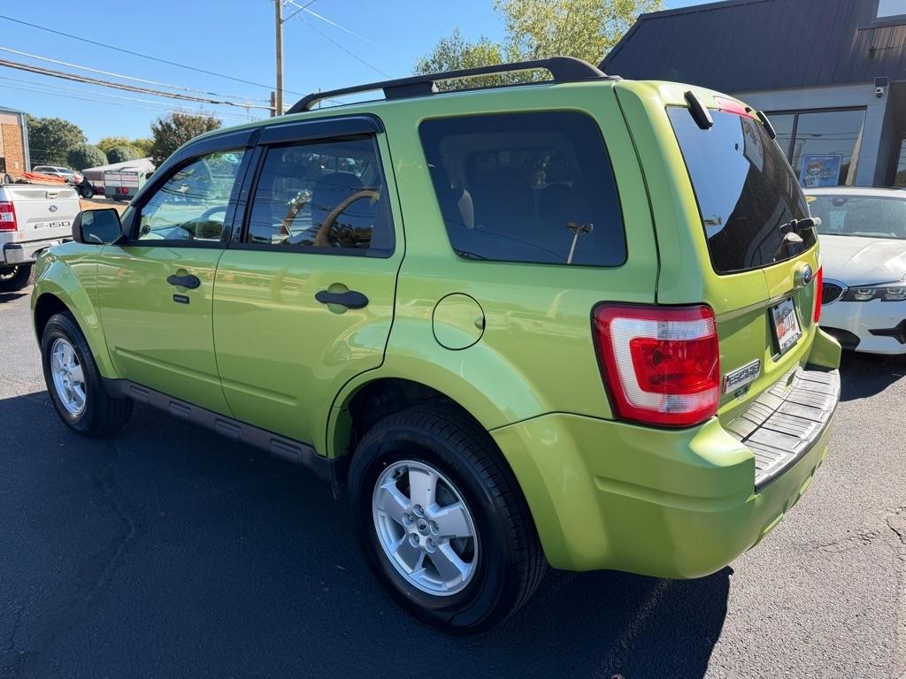 Ford Escape XLT FWD 2012