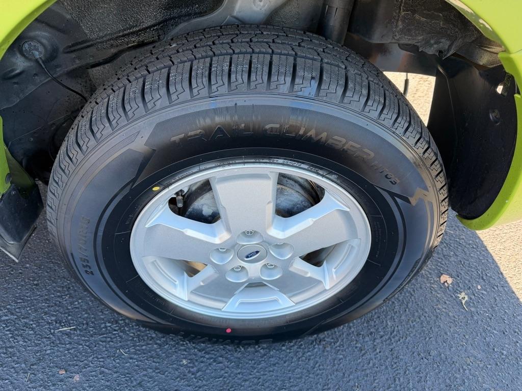 Ford Escape XLT FWD 2012