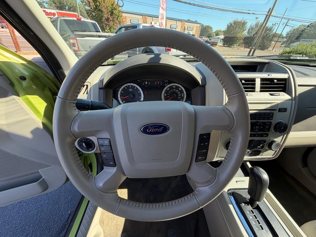 Ford Escape XLT FWD 2012