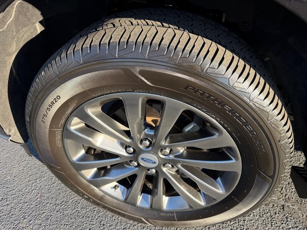 Ford Expedition MAX Limited 4WD 2021