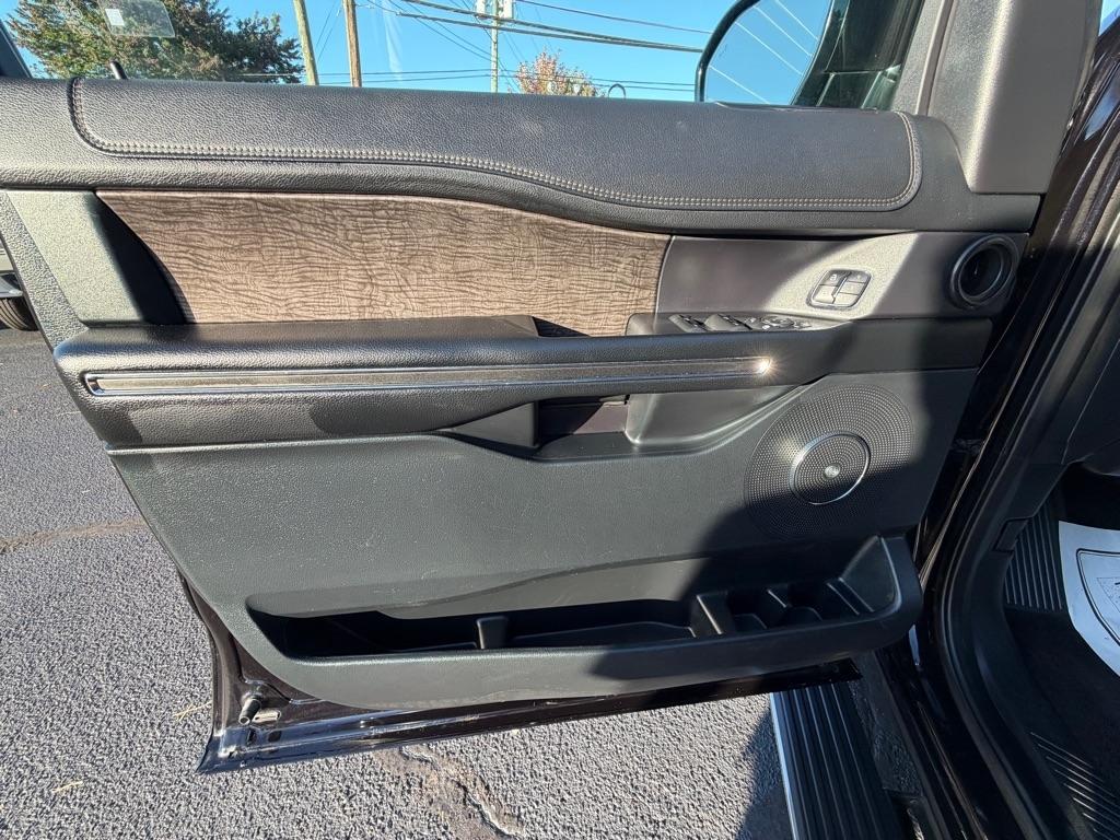 Ford Expedition MAX Limited 4WD 2021