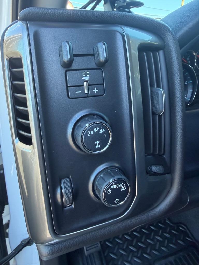 Chevrolet Silverado 2500HD LT Crew Cab Long Box 4WD 2019