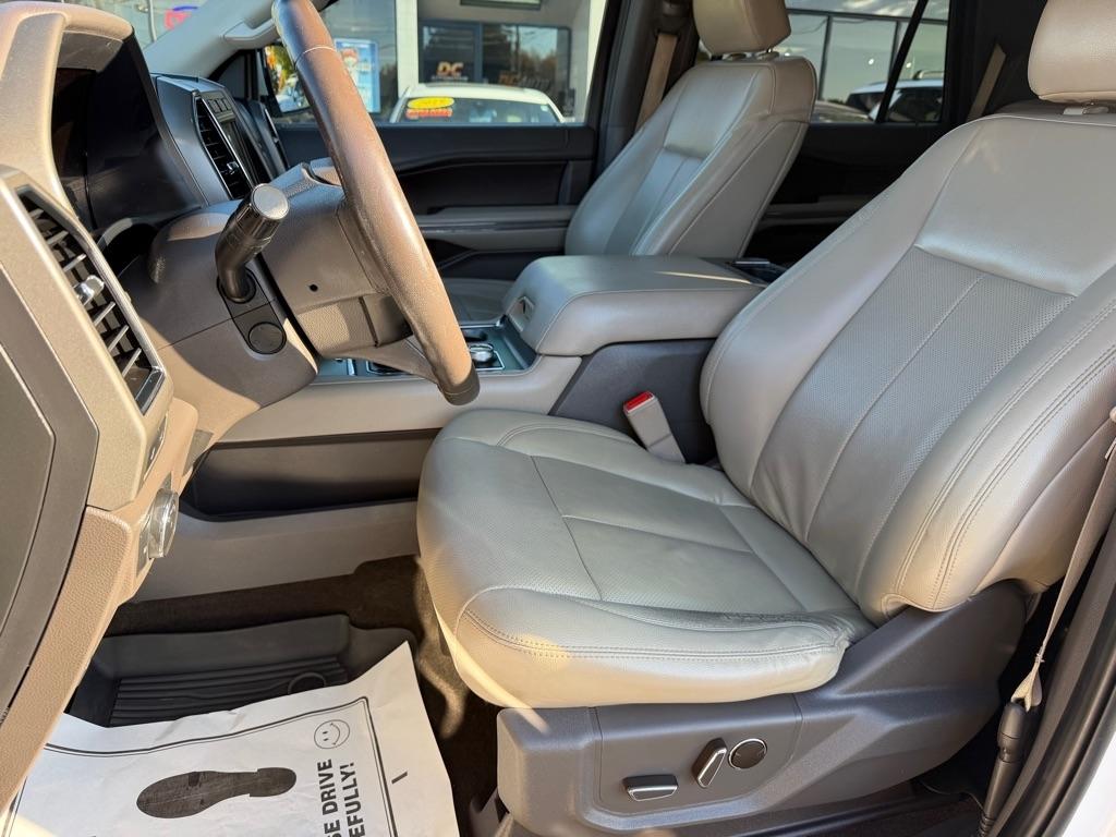 Ford Expedition XLT 4WD 2019