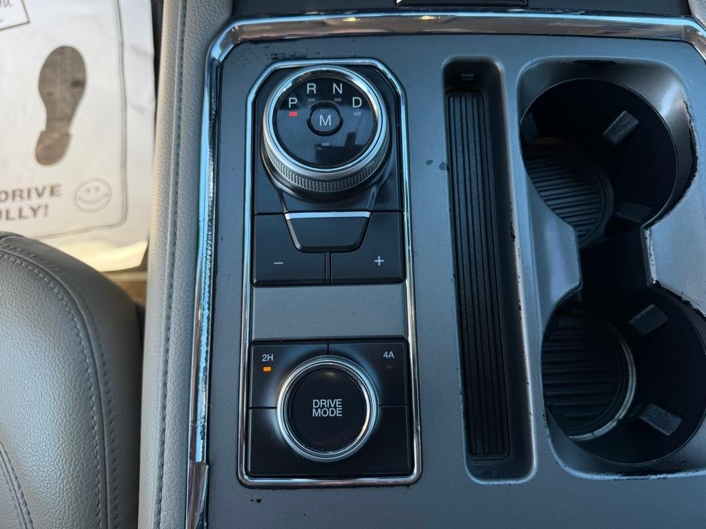 Ford Expedition XLT 4WD 2019