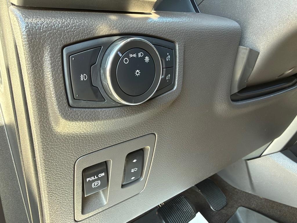 Ford Expedition XLT 4WD 2019
