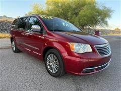 2014 Chrysler Town & Country 