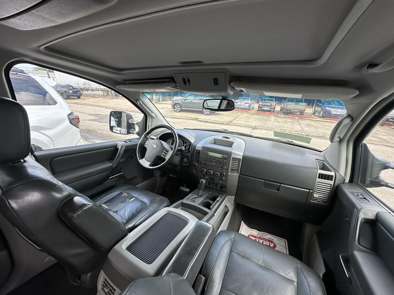 2004 Nissan Armada LE - Photo 13