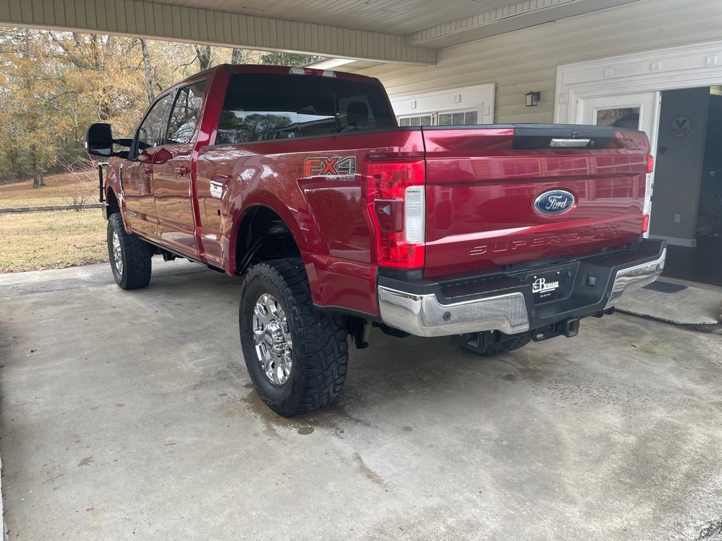 Ford F-250 SD XL Crew Cab 4WD 2017
