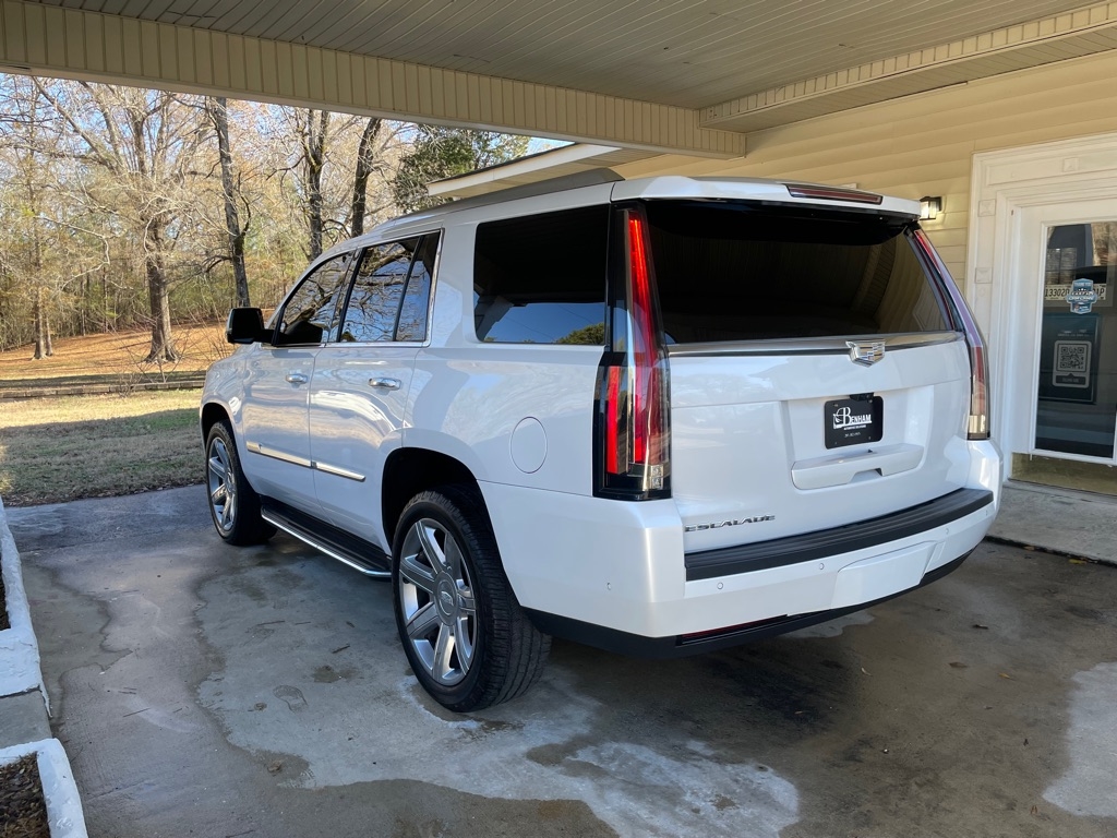 Cadillac Escalade Luxury 4WD 2019