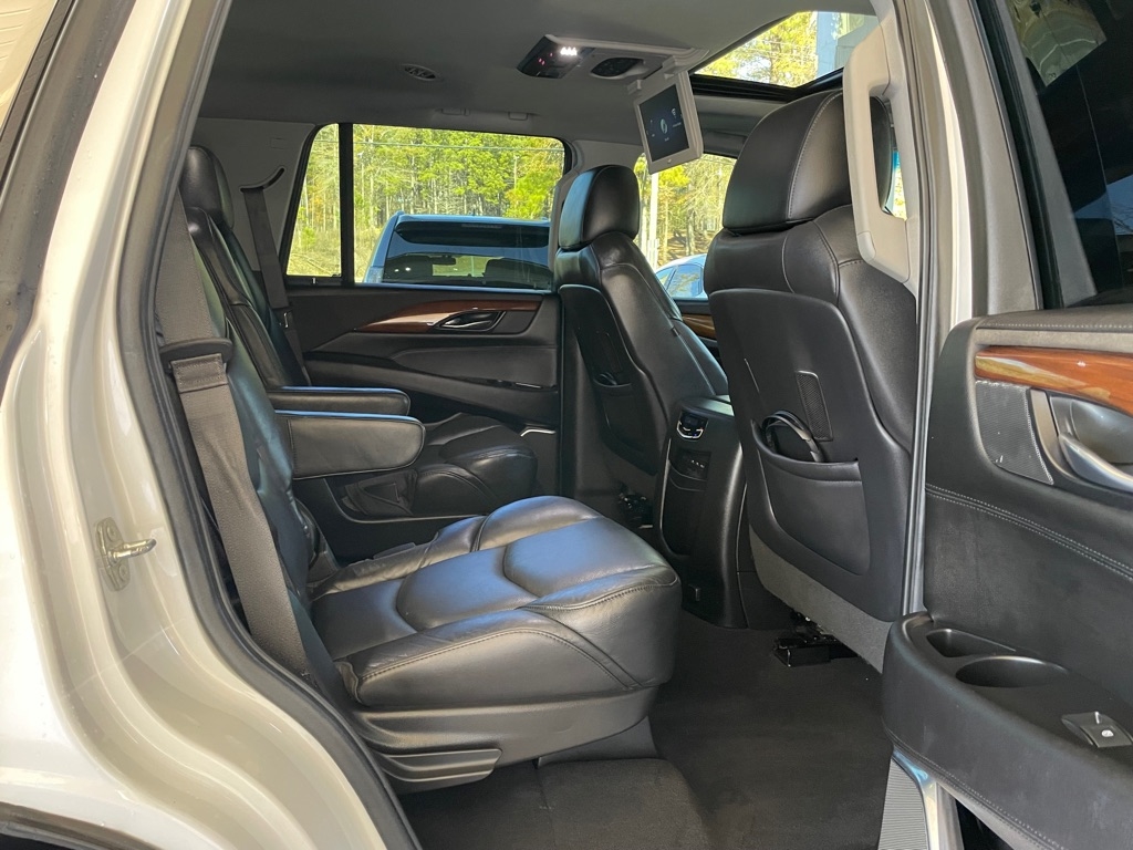 Cadillac Escalade Luxury 4WD 2019