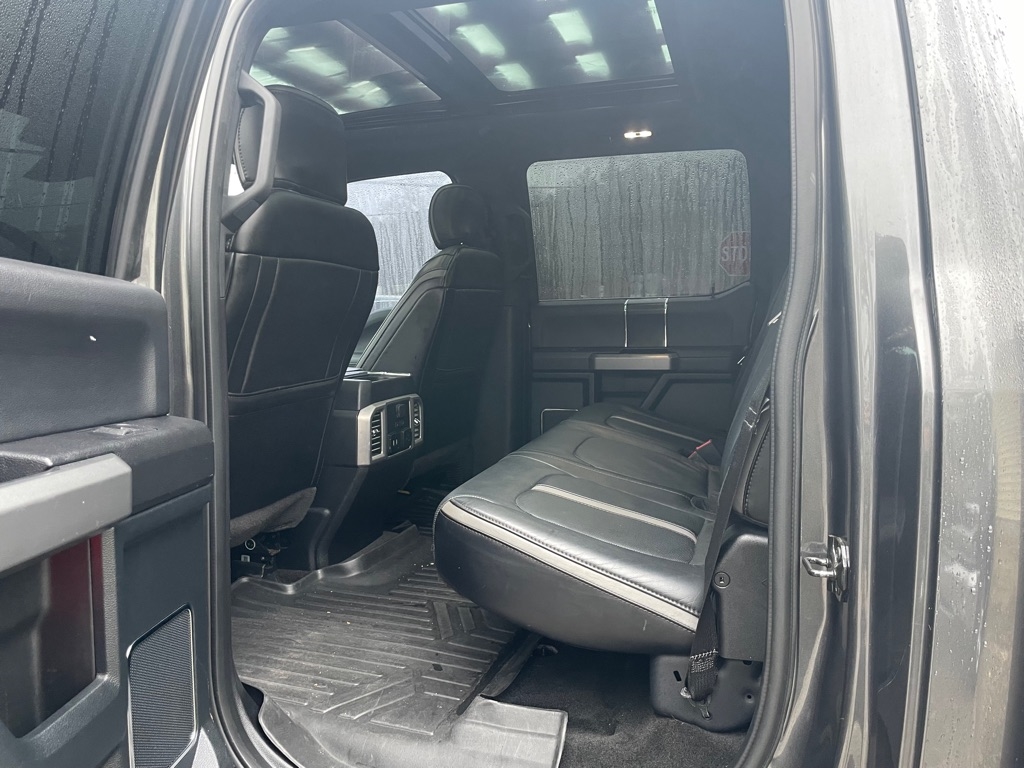 Ford F-250 SD Lariat Crew Cab 4WD 2018