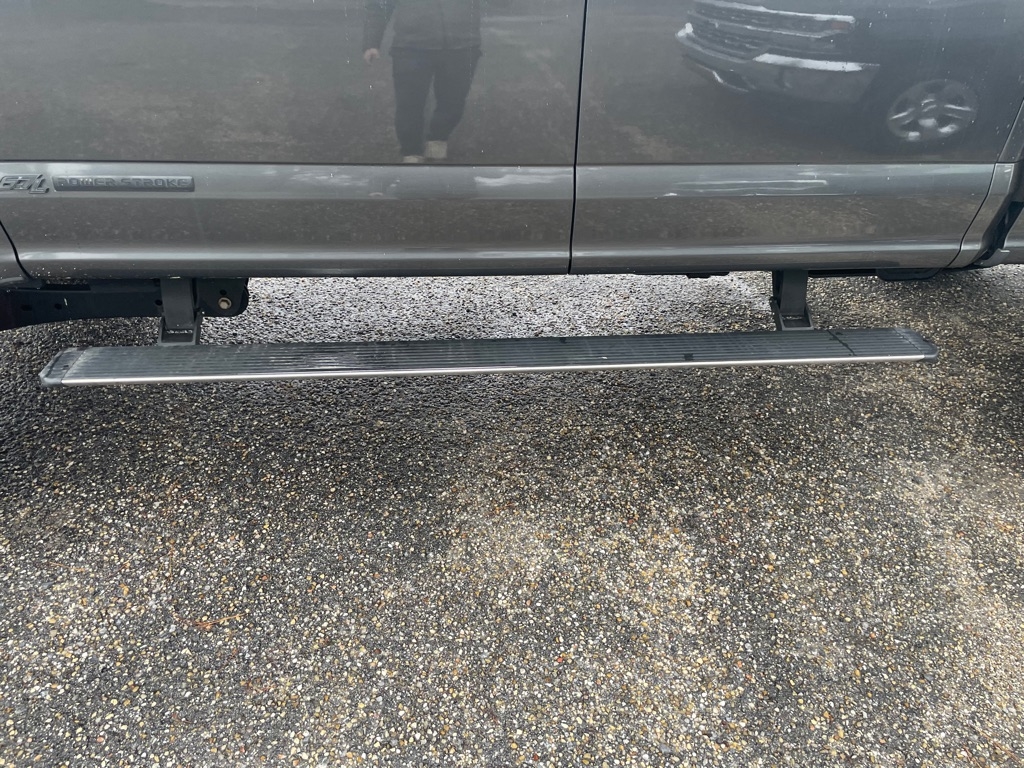 Ford F-250 SD Lariat Crew Cab 4WD 2018