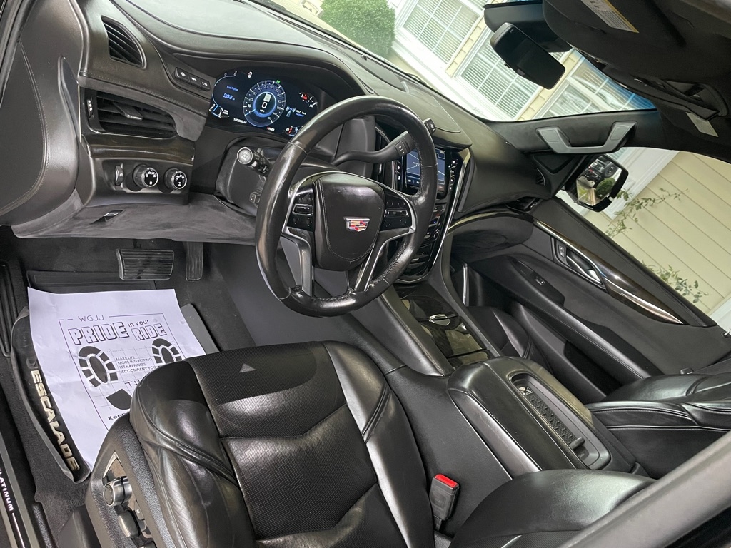 Cadillac Escalade ESV Platinum 4WD 2017