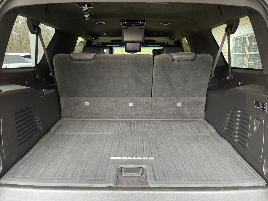 Cadillac Escalade ESV Platinum 4WD 2017