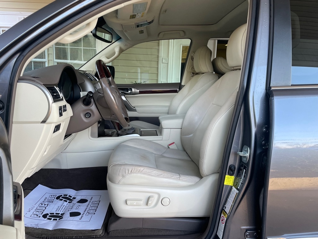 Lexus GX 460 Base 2017