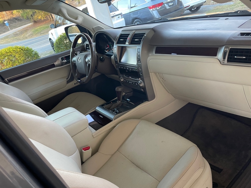 Lexus GX 460 Base 2017
