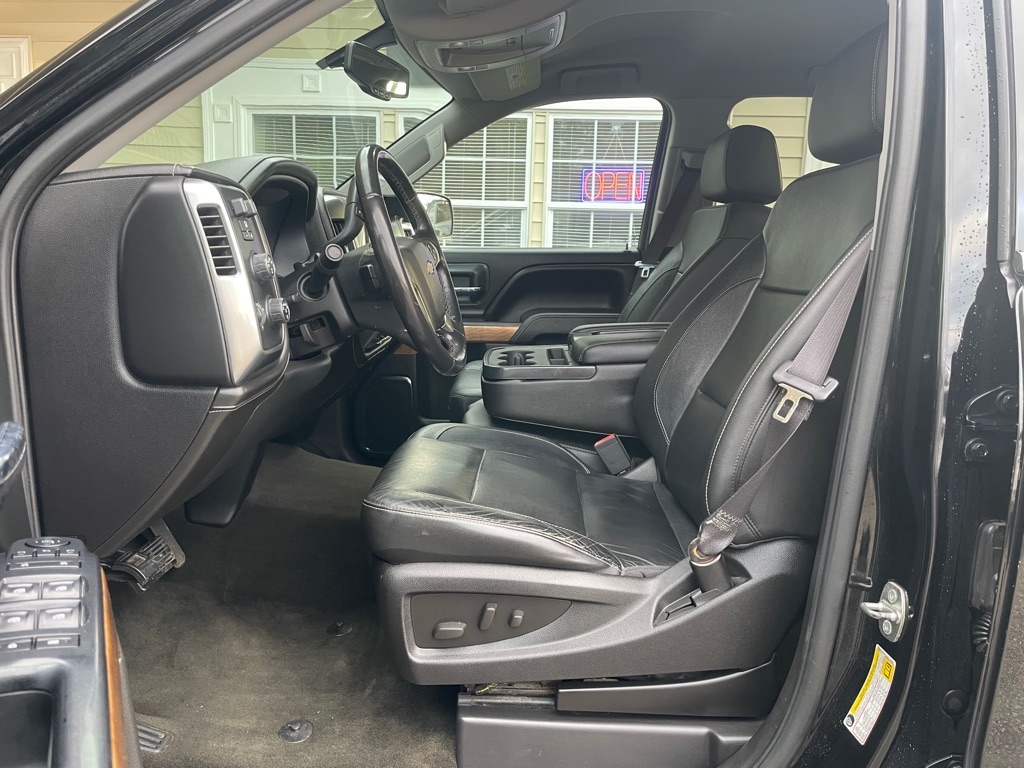 Chevrolet Silverado 1500 LTZ Crew Cab 4WD 2016