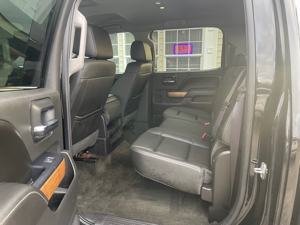 Chevrolet Silverado 1500 LTZ Crew Cab 4WD 2016