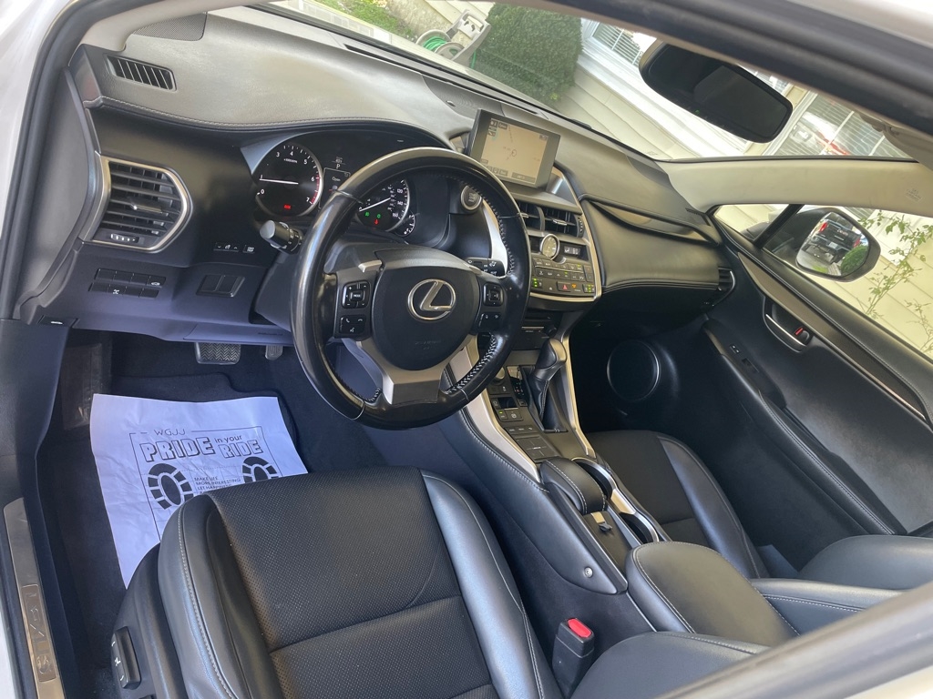 Lexus NX 200t AWD 2017