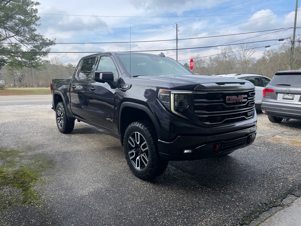 GMC Sierra 1500 AT4 Crew Cab 4WD 2022