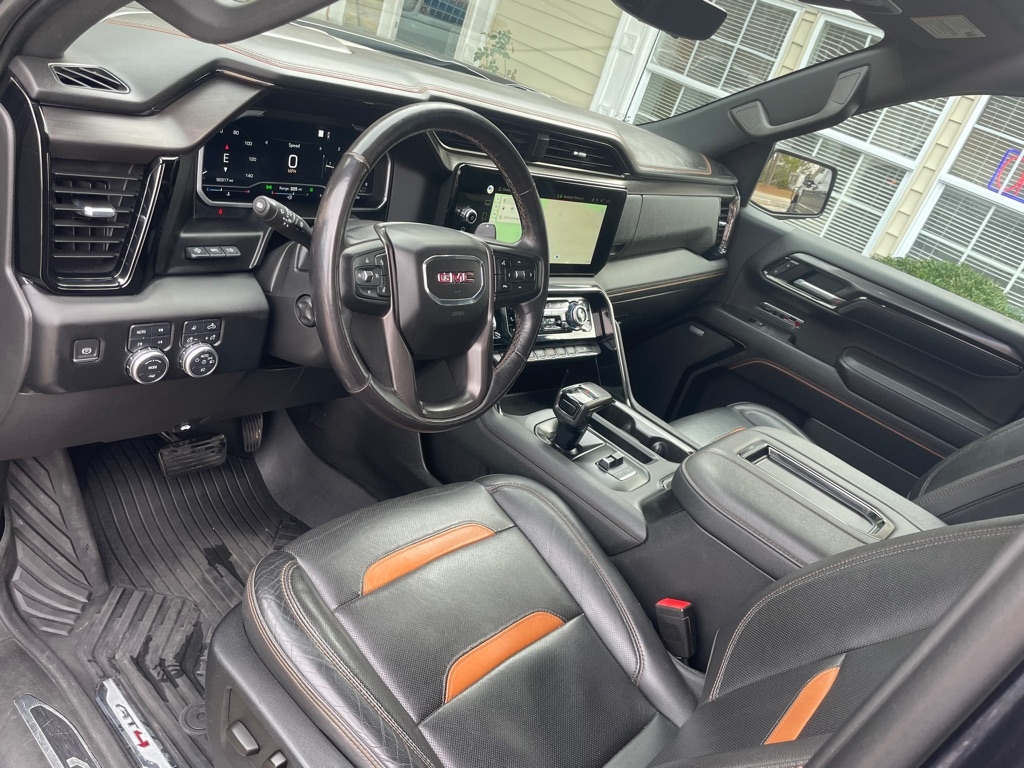 GMC Sierra 1500 AT4 Crew Cab 4WD 2022